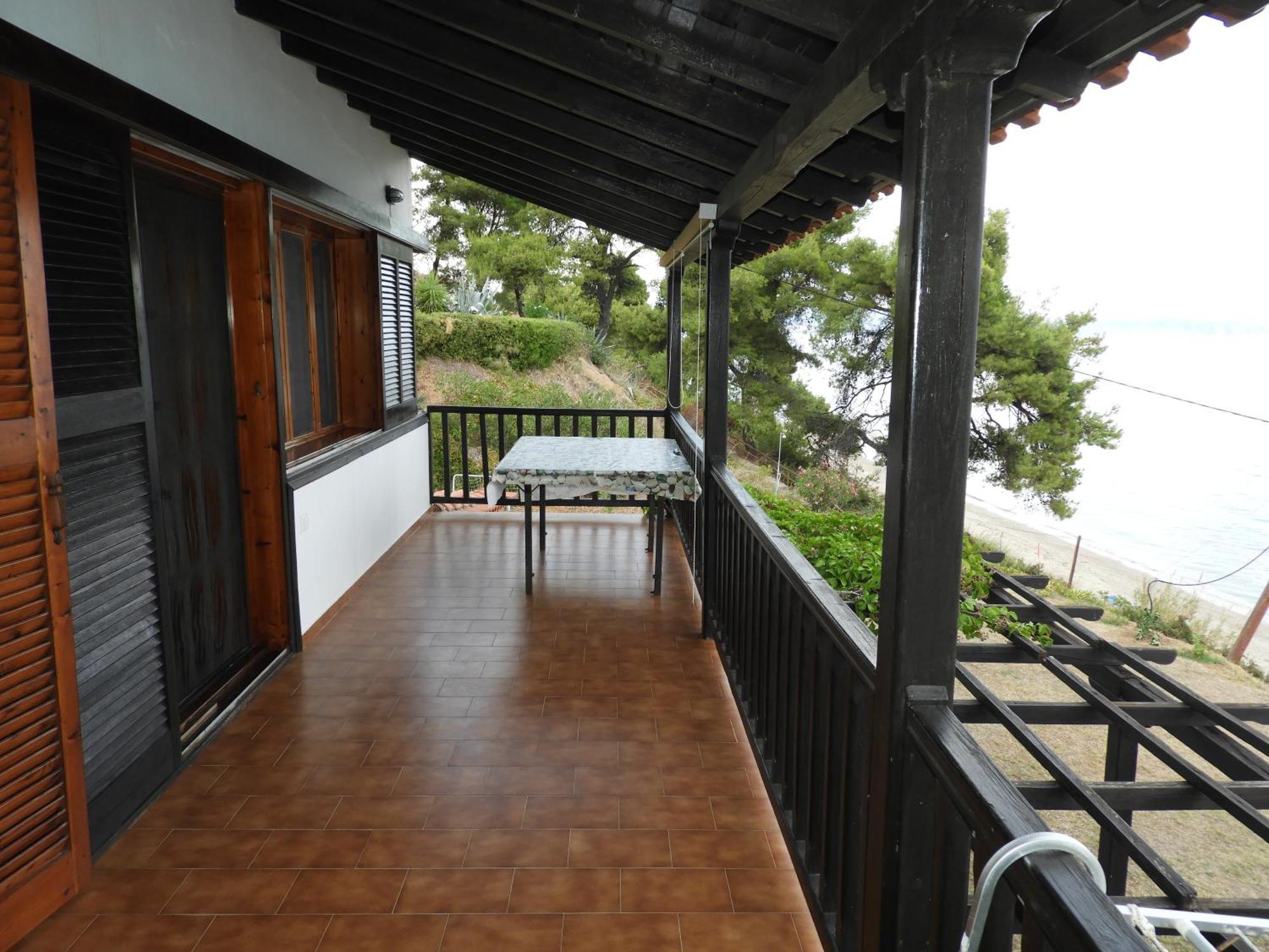 Sangue Blu Beachfront Villa Apartment Agios Nikolaos  Exterior foto